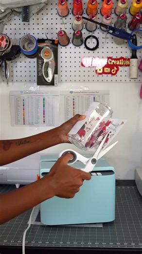 Come wrap this 16oz clear libbey glass with me to personalize for a customer 😍✨️#libbeyglass