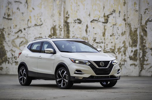 2022 Nissan Rogue Sport Review: Prices, Specs, and Photos