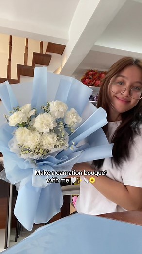 Hand Tied Carnation Bouquet Tutorial for a Stunning Floral Gift