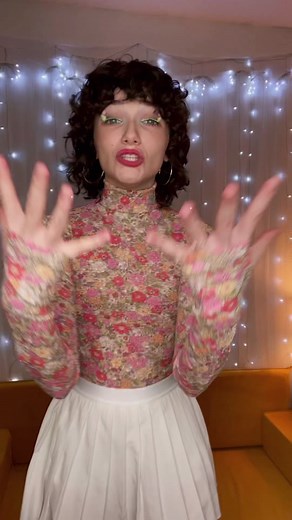 Neopronouns and Lesbians Snow White - LGBTQIA Comedy Video