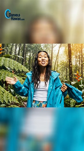 In a Hawaiian rainforest, one thing is clear: rain jackets are non-negotiable during the rainy season. Stay dry and comfortable amidst the downpour with the right gear. Light Rain Jacket for just $19! https://amzn.to/4nRtmOS #Hawaii #Rainforest #RainySeason #TravelGear #RainJacket | Hawaii Urlaub Insider Reise Tipps