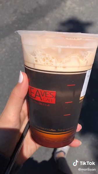 Homemade 7 Leaves Thai Tea Recipe | Easy and Delicious