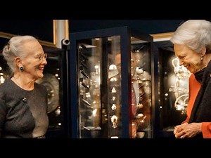 Dronning Margrethe og Benedikte gemte sig i mørkt kammer på Amalienborg