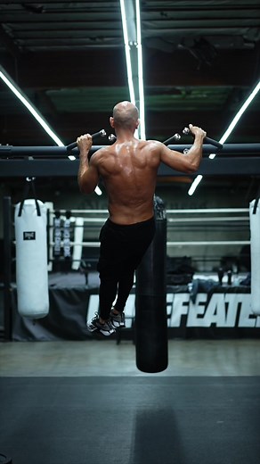 Typewriter Pull-Up Workout for Strength and Core