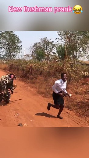 New bushman prank #funny #tiktok #prank #fouyour #happy #people #funnyprank #foryour #fyp #fouryou #bushman
