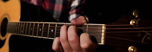 Play 12 Songs With 2 Chords - Guitareo Riff