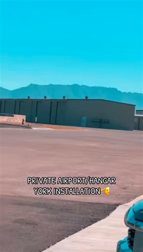 YORK (hot & cold) installation at a private airport (where Mayo Zambada was caught) 😱🫡 #Minisplit #elpasotx #hvac | EP Mini Splits by JD