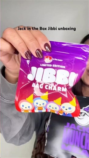 Jack in the Box Jibbi unboxing 💖 #jackinthebox #munchiemeal #jibbi #bagcharm #unboxing