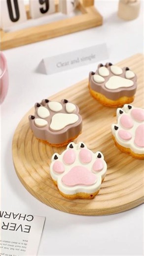 🐻🐾 Chocolate Bear Paw Pound Cake