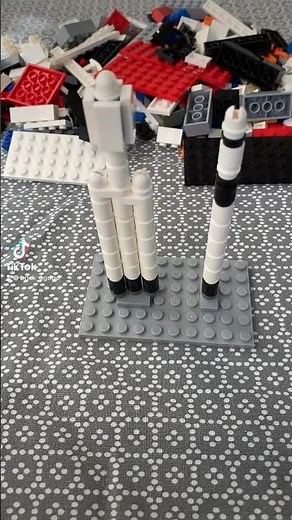 Lego small rockets tutorial :)