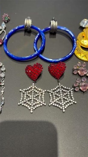 Vintage, French & Art Deco Jewelry