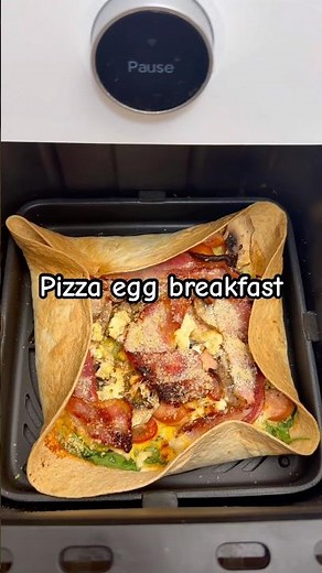 Egg tortilla pizza in the air fryer 🍕🍳✨