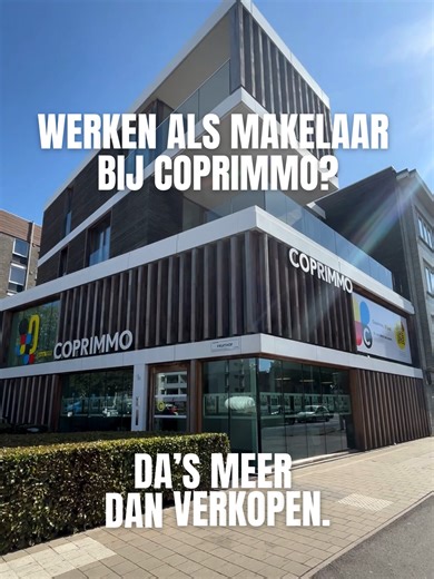 Zin in een volgende stap in vastgoed? 🏡 Bij Coprimmo zoeken we makelaars die goesting hebben om te knallen én mee te bouwen aan ons verhaal. Ambitie? Check. Zelfstandig werken? Check. Maar ook: een team dat achter je staat (en waar het plezant is om deel van uit te maken 😉). Wat je hier vindt: 🚀 Ruimte om je eigen dossiers te runnen 🤝 Collega’s die meedenken (en meevieren) 📈 Groei, op jouw tempo Voel je dat dit iets voor jou kan zijn? 👉 Bekijk de vacature via de link in bio 📩 Of stuur met