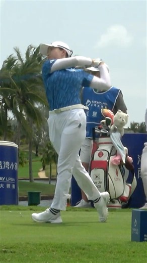 [Amundi Evian] Hinako Shibuno Carded Tournament Personal Best "68" with Aggressive Putting