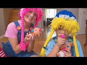 Jugando a las Escondidas con los Bebes Bellies S3:E177