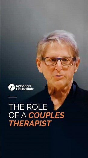 The Role of a Couples Therapist