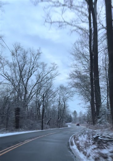 Positive morning drives 🙏🏼 hello from #nj @heidimontag #wellness #drive