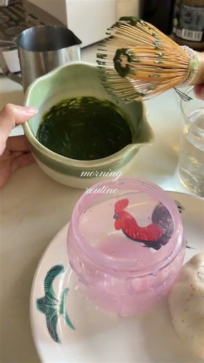 Crafting Matcha Moments with Gradient Green Ceramic