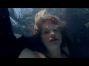 Men drowns beautiful Girl in river