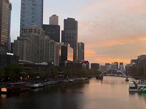 🕳务必珍惜那些对你事事有回应的人.#墨尔本