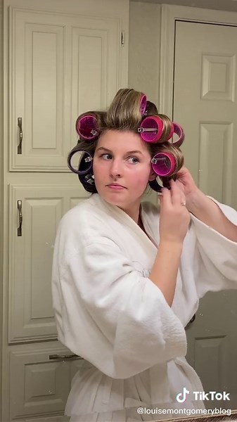 Easy Hairstyle Tutorial Using Velcro Rollers