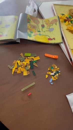 Suite du Van Gogh avec un assistant vreuuuuuuuument 😂 #Lego #VanGogh #art #oeuvre #tableau | Lucie Boon'