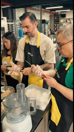 🔥 Our Middle Eastern Cooking Class is BACK! Learn the most in-demand Arabic dishes your family and customers will love — all in one hands-on workshop! 🇱🇧🍽️ From Falafel, Hummus, Mechouia Salad, Saj Bread, Arabic Mixed Grill, Kunafa, Manakich, and more — all guided by Chef Hilmi, an international chef from Milan & Qatar. 📅 Dec 12 (Fri) 📍 UpSkillz Cooking Studio, Pasig 📍 Few mins from Ortigas Ext. / C5 Last Middle Eastern Cooking Class of the year — don’t miss it! 📩 Send us a message to se