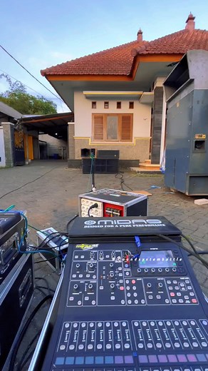 SOUND SYSTEM BATTLE on TikTok