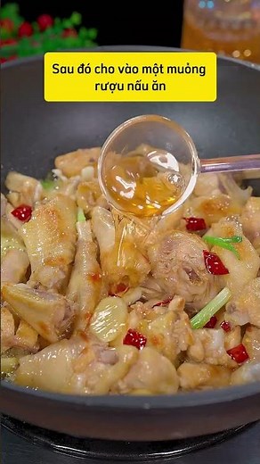 Gà Xào Cay Kho Đỏ: Món Ngon Đánh Bay Cơm Nhà!
