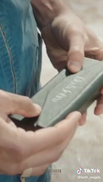 Amir - Carrousel (feat. Indila) Lyrics