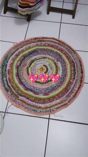 #crocheted rug made with leftover yarn 🧶 🌺 🌿 🍁 l