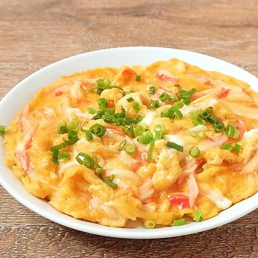 簡単 カニカマたまご 作り方・レシピ | クラシル