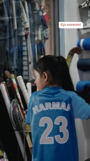 India Wala Blue has taken over the pitch, our homes and our hearts. 💙 I’m cheering the loudest for Meri Wali Blue with @asianpaints in my favourite Mera Wala Blue, as Team India gears up to bring the cup home. Drop a 💙 to join us and show your support for the women in blue! #AsianPaints #HarGharBlue #MeriWaliBlue #MeraWalaBlue #IndiaWalaBlue #CricketSeries #Cricket #WomenInSports #WomensCricket #HarGharKuchKehtaHai #Ad | Dinesh Karthik