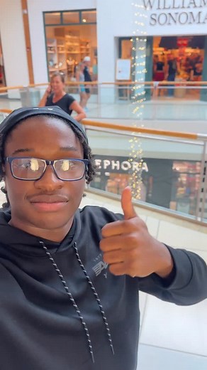 48K views · 5.1K reactions | Come With Me & My Mom To Apple For My 18th Birthday To Get The New iPhone 17 Pro Max | Basicallygr3g | Facebook