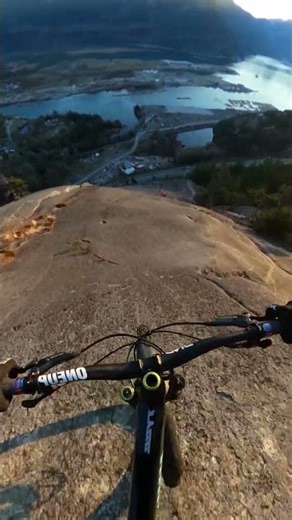 Insane MTB Downhill Lines! 🤯