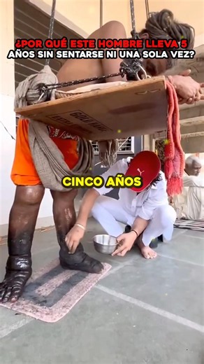 Why has this man not sat down a single time in 5 years? 🧘 #curiosities #viral #facts
