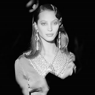 Christy Turlington Eternity Behind the Scenes Interview