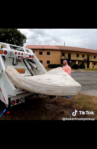 Essential Tips for First-Time Garbage Truck Buyers