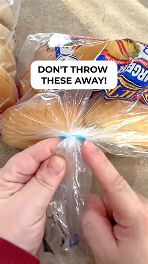 She uses bread ties for this GENIUS organization hack! | Upstyle with Hometalk