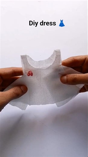 Diy tissue paper dress craft ideas 👗//Diy tissue paper crafts tutorial// #tissuepaper #papercraft//