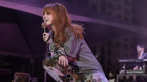 Hayley Williams unveils new live concept with “The Hayley Williams Show”