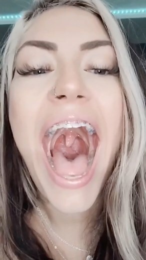 Talented Tongues | Look at @cuteface_longtongue2 go! Many thanks for sharing this #tonguetricks video with us. Make sure to follow for more! #tongue... | Instagram