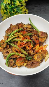 23K views · 131 reactions | Crispy karela recipe | kurkure karela banane ke aasan tarika | ChillySeeds Kitchen | Facebook