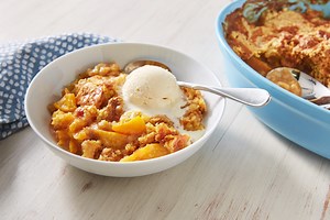 Need Dessert Fast? Try This Insanely Delicious Peach Dump Cake