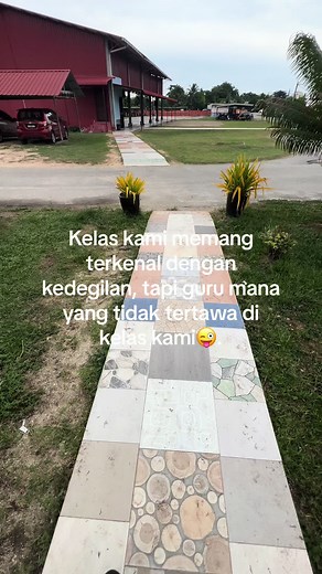 kelas belakang🔛🔝#foryou #fyp #xyzbca #trending #for #fypsarawak #fypシ゚viral #explore #batch07 #spm #spm2024