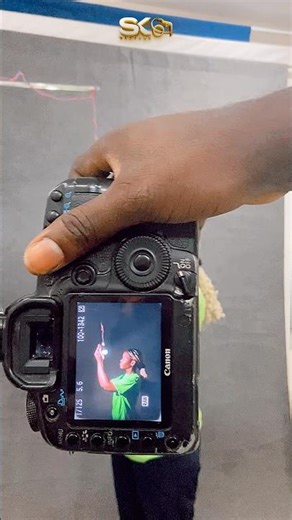 STUDIO MODEL SHOOTING SESSION