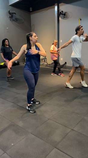 79K views · 1.7K reactions | Aprendendo a coreografia 殺 | Viviane Lima | Facebook