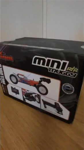 Serpent 1/24th brushless RC Truggy, Rappid Unboxing