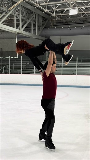 Learning pairs is a fun new challenge ❤️ #iceskating #figureskating #skating #disneyonice @Mitashi skywalker