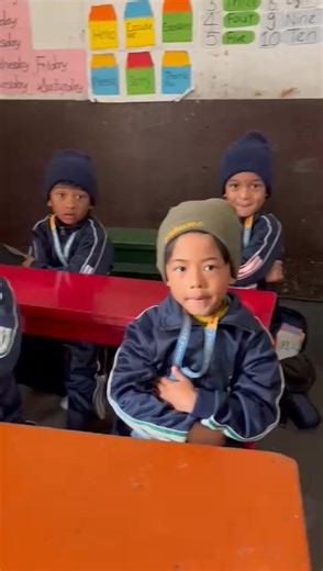 Self-introduction by an LKG student in the classroom. It’s amazing to see our little learners practicing their speaking skills and sharing about themselves. #LKGStars | सुनगाभा एकेडेमी